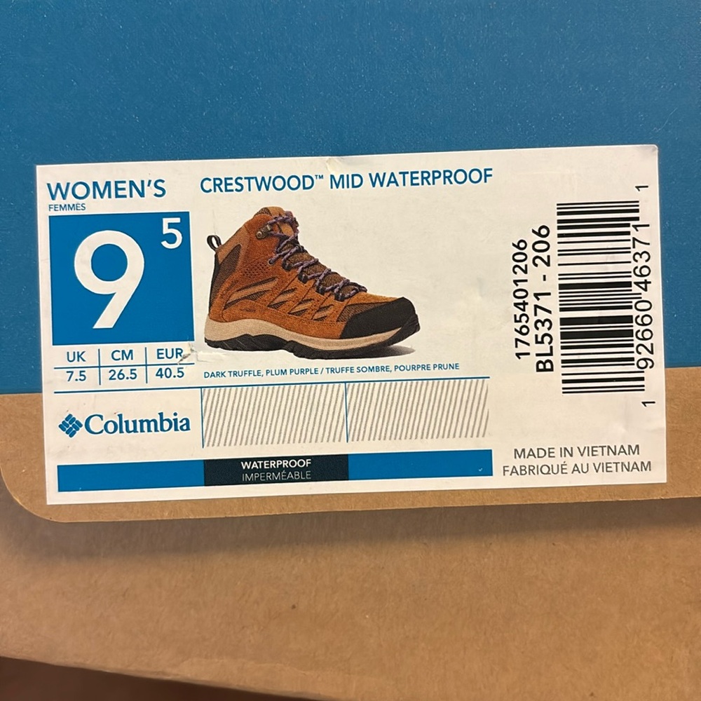 Columbia Women's Crestwood Mid Waterproof Hiking Shoe - Picture 3 of 13